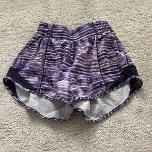 Lulu lemon hotty hot shorts “tall” 4 inch